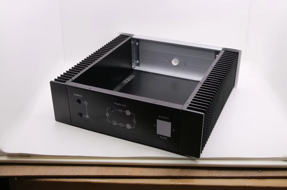aluminum panel Class A amplifier chassis Preamp External radiator / AMP Enclosure / case / DIY box (320*100*300mm)