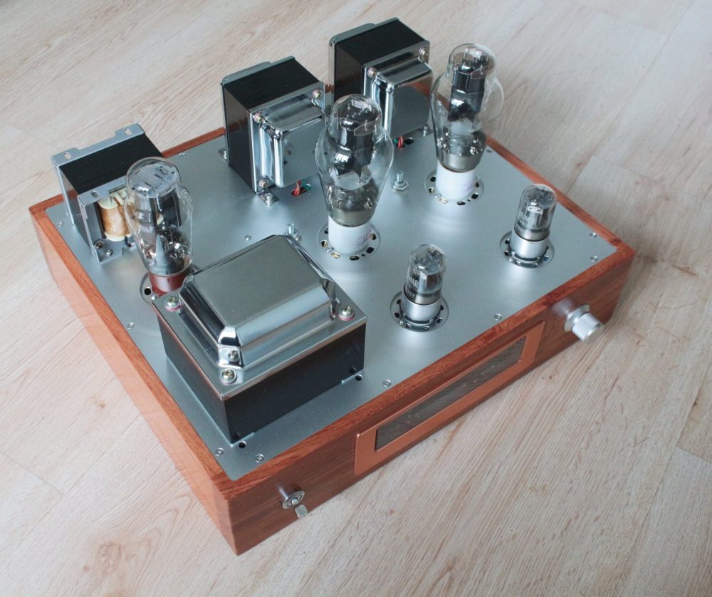 300B Hand built shed welding single ended 9W+9W stereo electronic tube amplifier