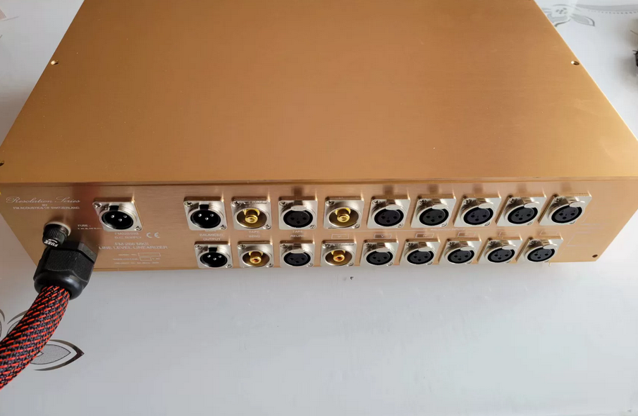 New 1：1 FM266 fully balanced remote control preamplifier can choose single ended input/output version