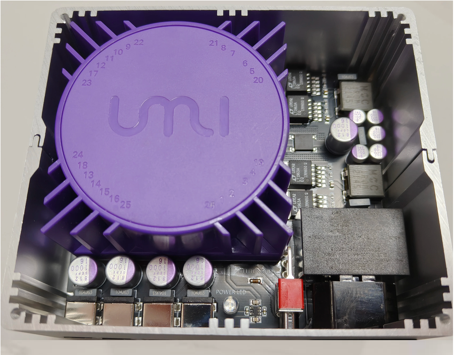 Zero magnetic leakage 35W LT1963A linear power supply. Electromagnetic isolation four outputs, two 12V3A, two 5V3A