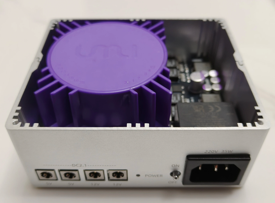 Zero magnetic leakage 35W LT1963A linear power supply. Electromagnetic isolation four outputs, two 12V3A, two 5V3A