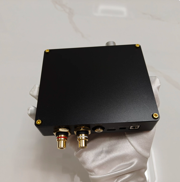 R2R Decoder V4, zero Background Noise, One Ten Thousandth Dynamic Compensation 24 Bit Decoder