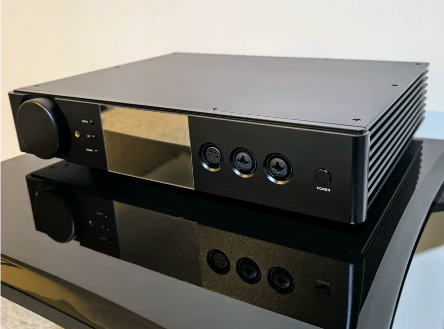 A-272 Accurate HPA-A1000 MK3 balanced headphone amplifier, preamplifier, dynamic coil, tablet universal headphone amplifier