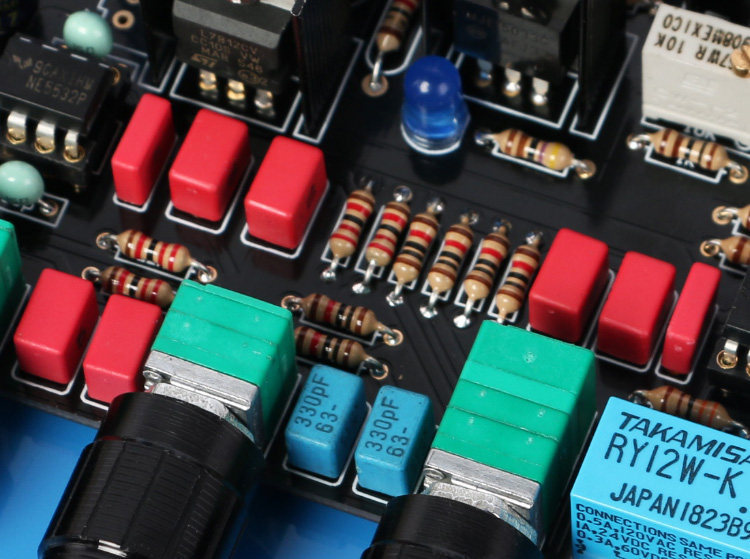 Finished HIFI Audiophile Class A power supply Medium high and low tones preamplifier