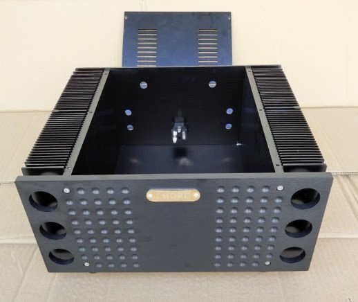 Imitation of CHORD amplifier chassis from the UK HIFI DIY Class A amp case power suply box