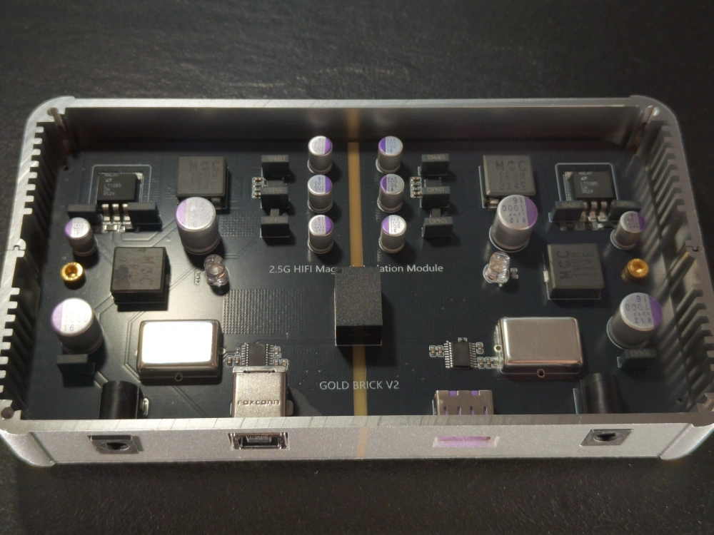 Femtosecond Crystal USB Isolation with Data Regeneration HiFi Dedicated，Gold Brick V2