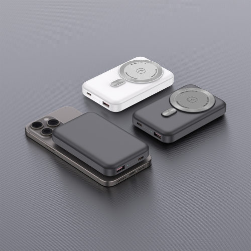 Magnetic wireless power bank for charging 3 devices