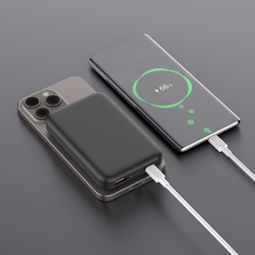 Magnetic wireless power bank for charging 3 devices