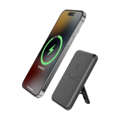 Magnetic Wireless Power Bank