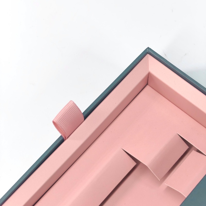 Custom Logo Luxury Dark Green Cardboard Drawer Printing boxes Perfume Empty Box With Ribbon Gift Box Packaging