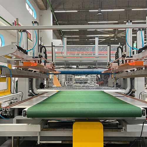 Automatic mattress film packing machine