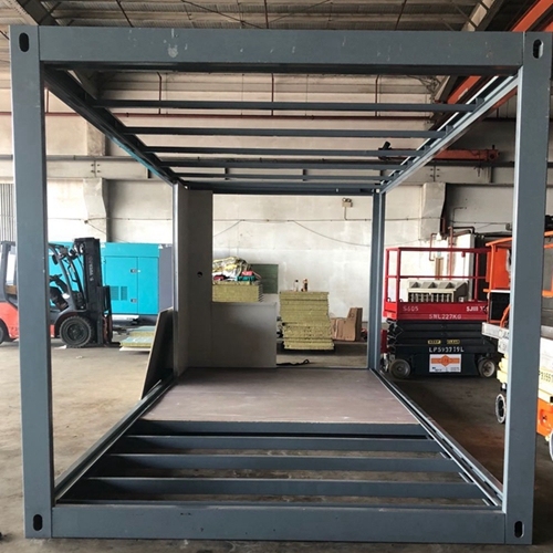 Detachable container