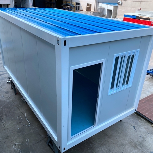 Detachable container