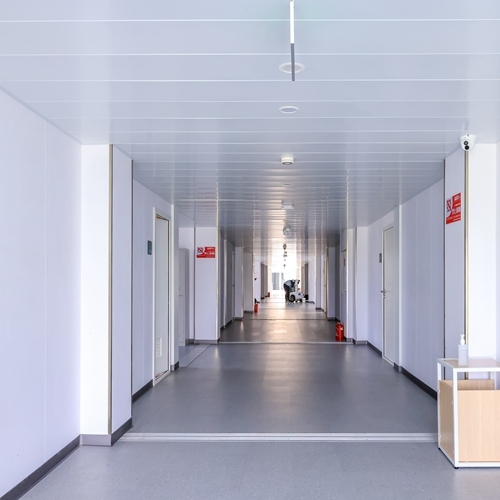 Container hotel