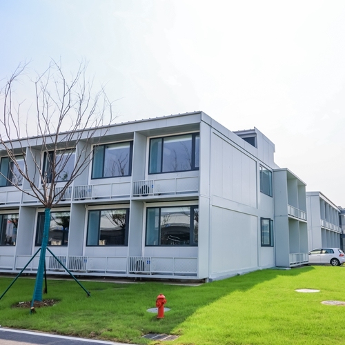 Container hotel