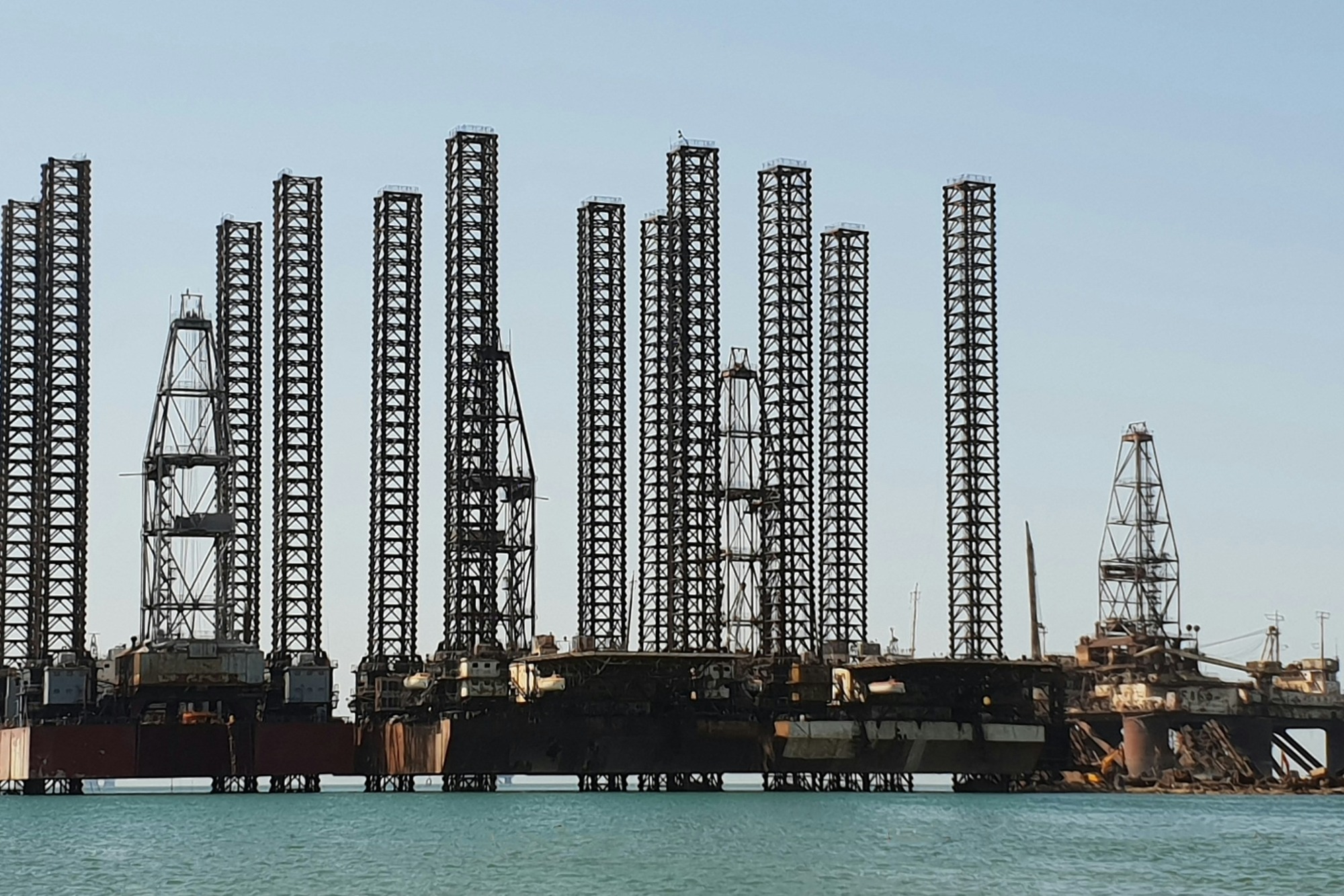 Container Accommodations for Oil and Gas Platforms