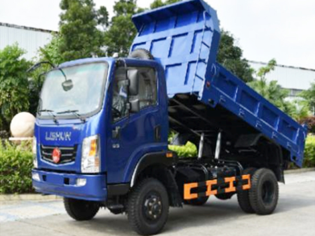 Q3-4WD Cabover dump truck