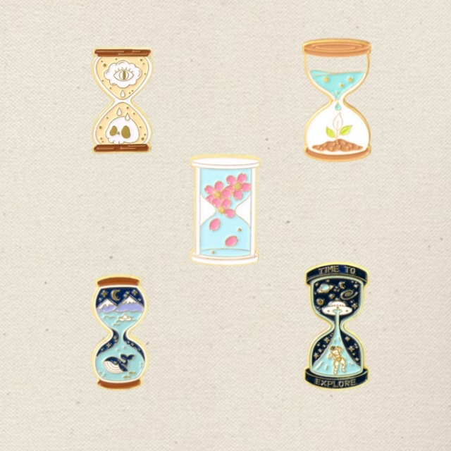 custom lapel pins sandglass