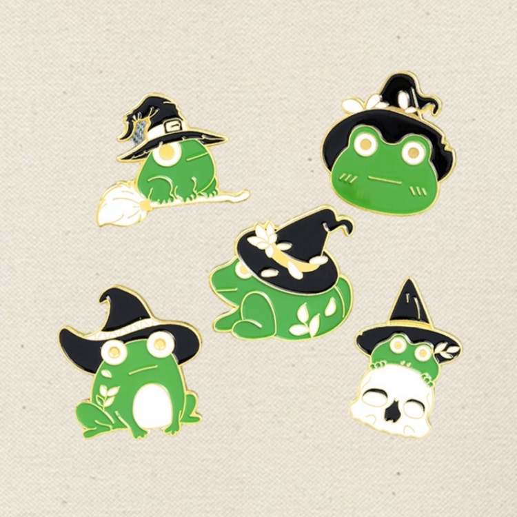 soft enamel pins frogs