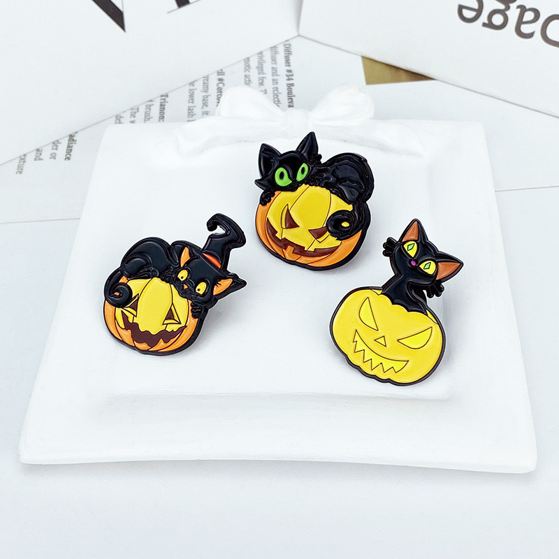 Custom Halloween Lapel Pins