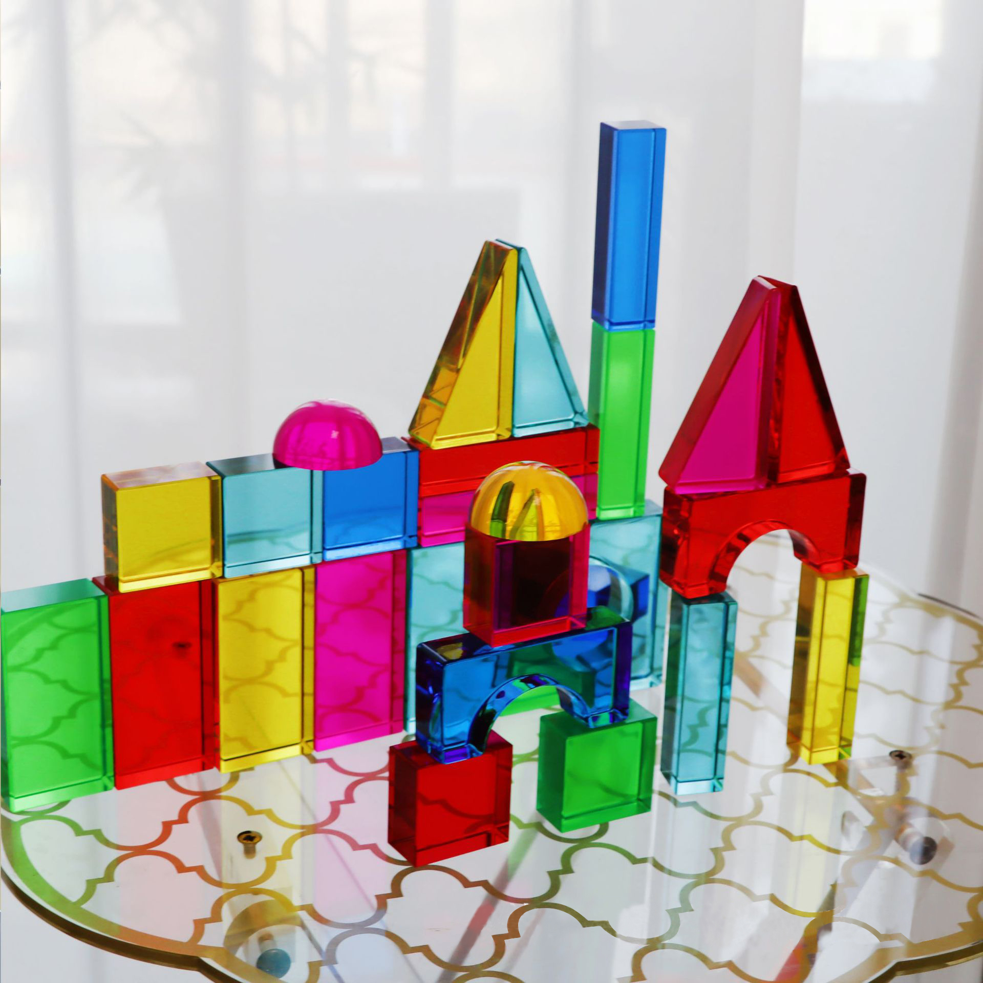 Toys & gifts