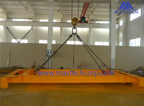 Mechanical container spreader