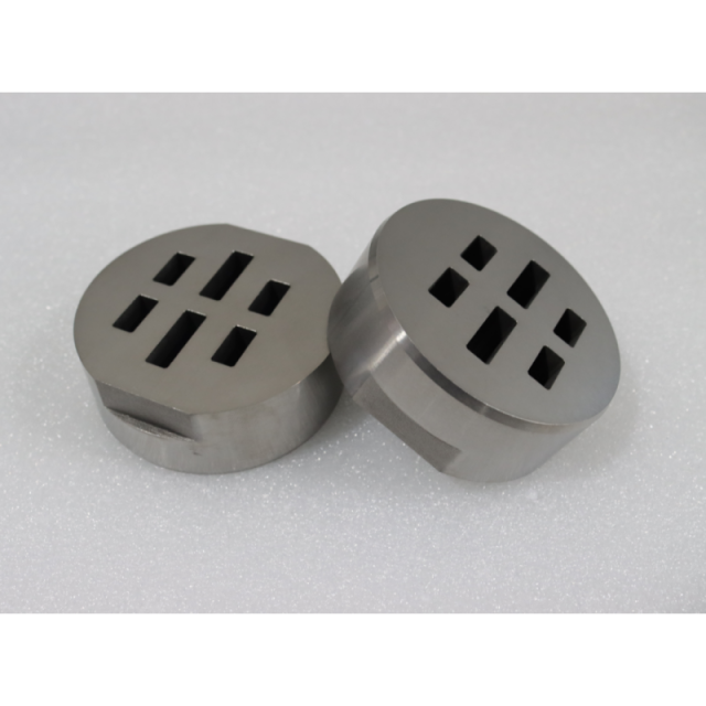 Polysilicon Manufacturing Photovoltaic Solar Tungsten Carbide Alloy Hard Metal Plate Valve Pan Valve Component