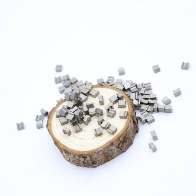 Tungsten Carbide Saw Tips for Woodworking,Metal, Plastics, and Composites Cutting