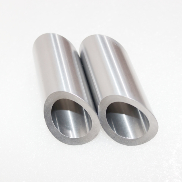 China Factory Yn8 Non-Magnetic Polished Tungsten Carbide Sleeves for Sealing Valves of Oil Pumps