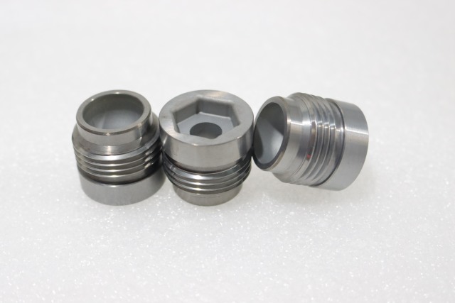 Zhuzhou Century Tool Chinese Factory High Corrosion Resistance Tungsten Carbide Frac Nozzles for Oil Drilling