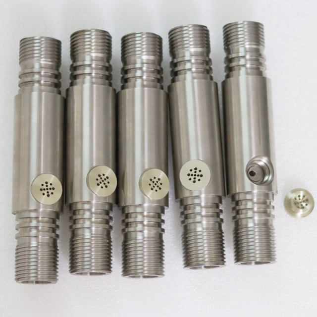 China Factory High Precision OEM Aluminum/Stainless Steel/Copper Milling Drilling Turning CNC Machining Customized Part