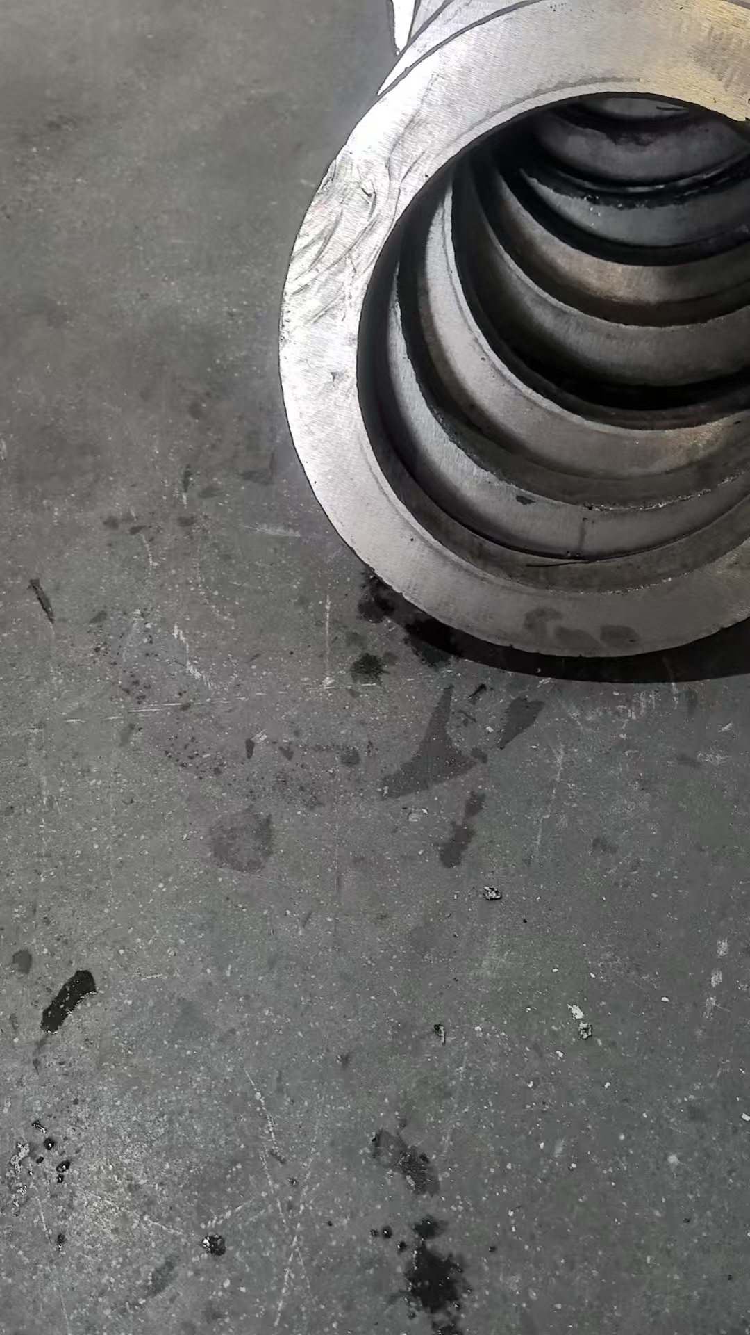 Titanium Carbide Reinforcement in Concrete Pump Wear Plates & Cutting Rings