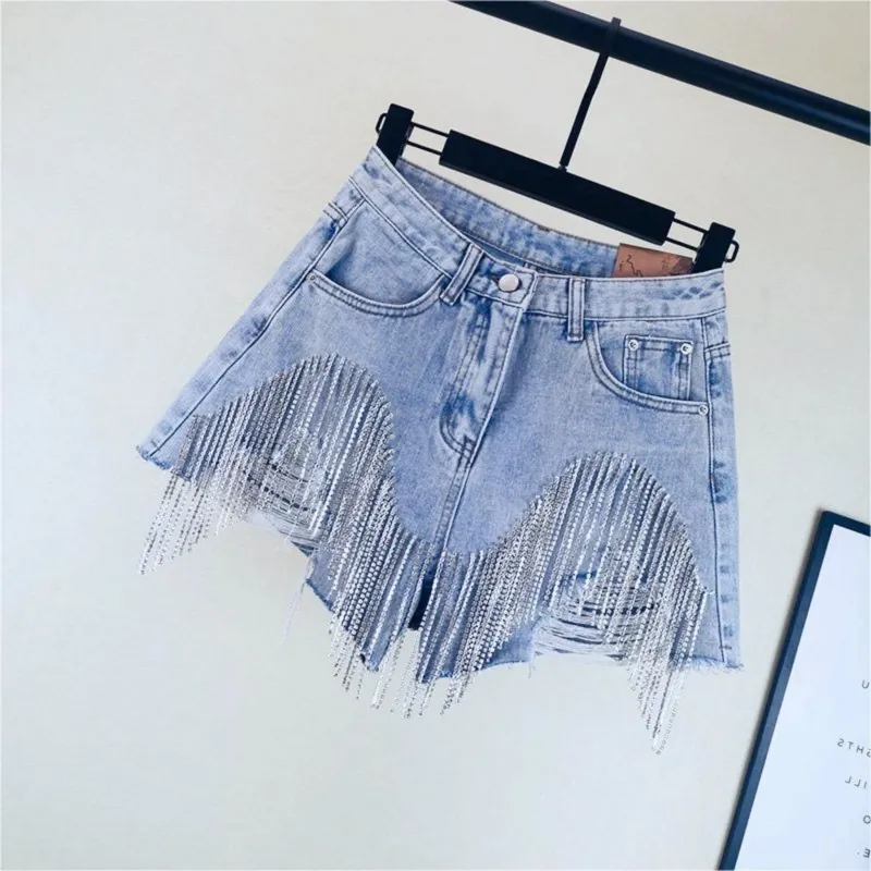 Womens Mid-High Waisted Denim Shorts Summer Ripped Diamond Tassels Frayed Raw Cut Hem Stretchy Casual Jean Shorts With Pockets(Standard and Plus,M)