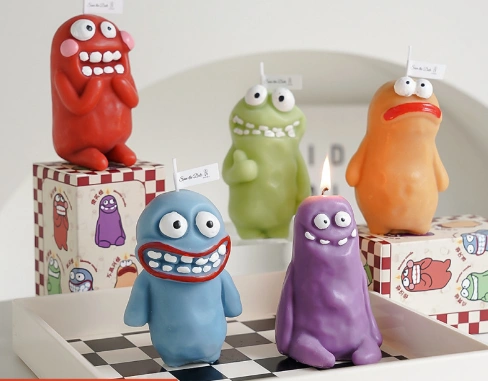 Earthman Monster Aromatherapy candle Point praise Monster (Scent: Forest moss)