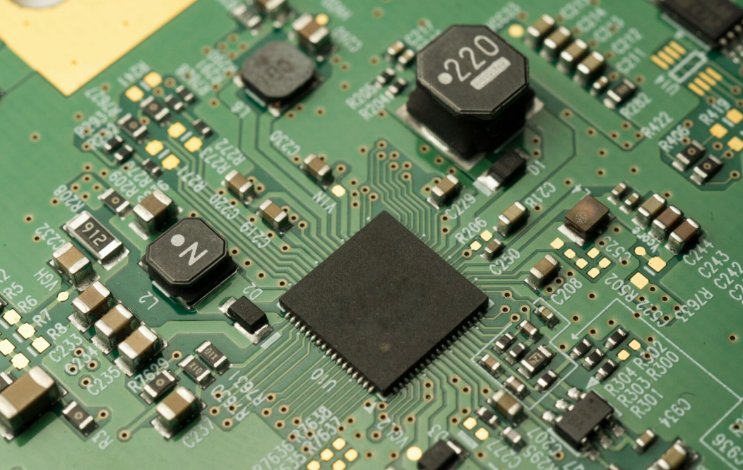 Virtual Prototyping and Simulation in PCB Design: Powerful Tools for Solving Problems in Advance