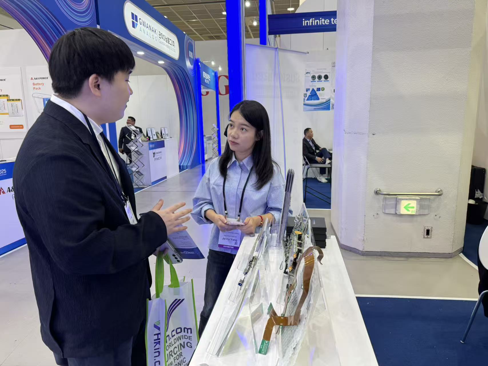 Zero One Solution Limited Concludes Successful Exhibition at KES 2025, Showcasing Rapid PCBA Prototyping for Global Innovators