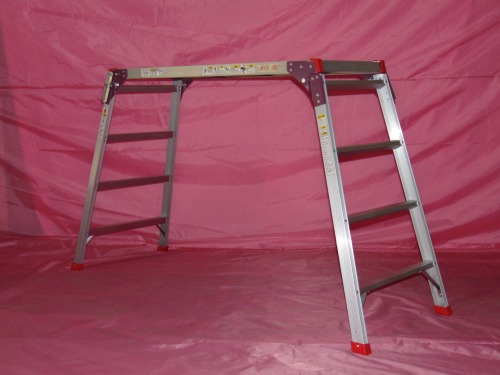 Aluminum alloy working platform