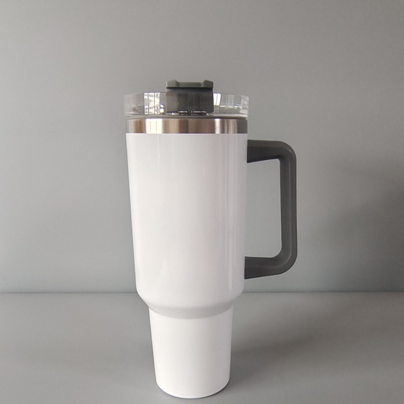 China RTS 40oz Sublimation Mug with Colored Handle Free Shipping (12pcs/25pcs)