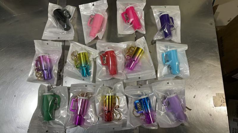 NEW RTS Mini Tumblers Keychains lipstick Holder Tumbler Decoration Charm Free Shipping (30pcs/60pcs)