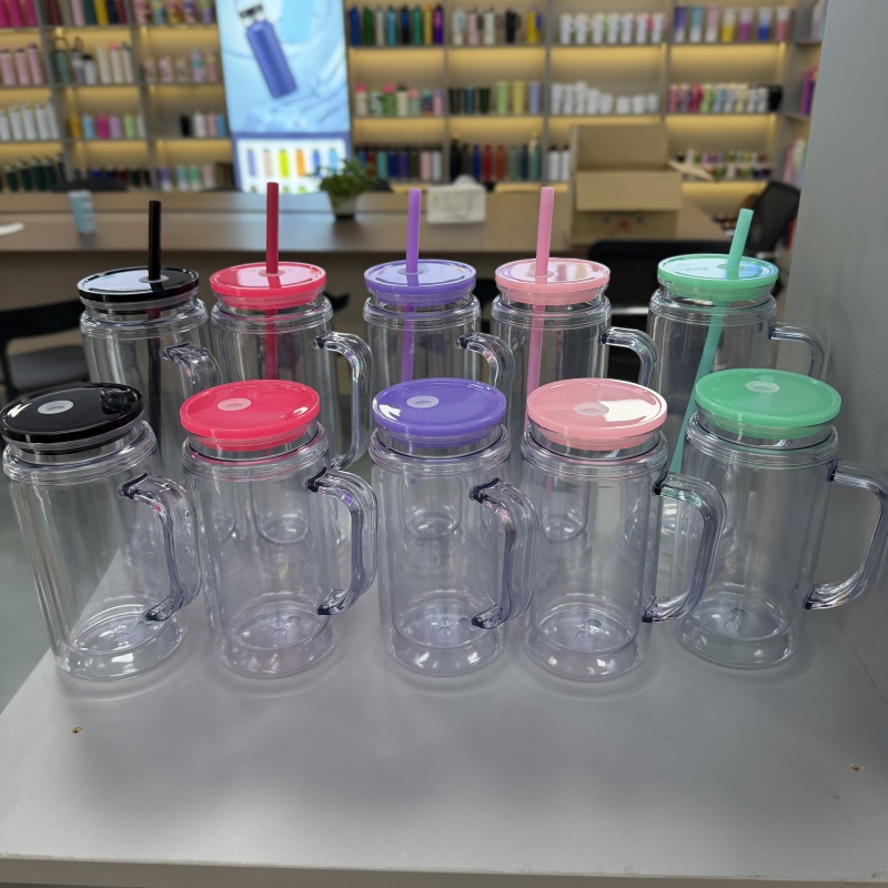 NEW China Warehouse RTS 16oz / 20oz Acrylic Pre-drilled Snowglobe Tumbler with Handle Plastic Snow Globe Bottle Cup Free Shipping (25pcs/50pcs)