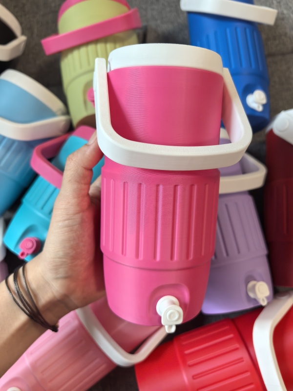 New China RTS 12oz/16oz 3d Printed Sideline Can Cooler Holder  Dispenser Portable Retro Mini Insulated Can Cooler With Spout Free Shipping (25PCS)