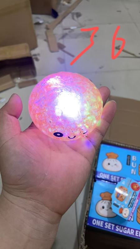 Hot Selling Light Up Dumplings Squishy Squeeze Toy Gift Free Shipping (12pcs/24pcs)