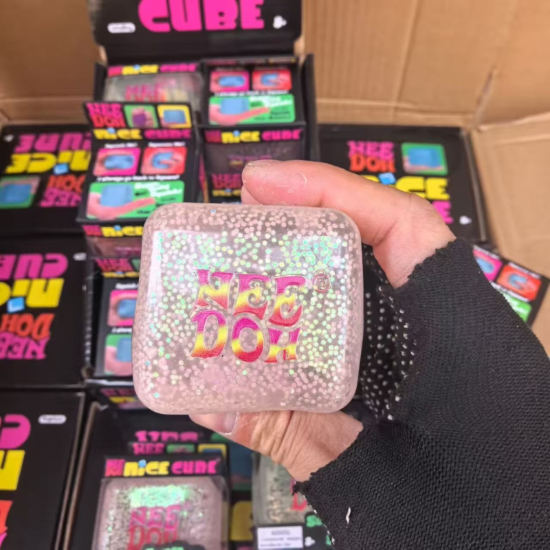 Hot Selling Needoh Glow in the Dark Squishy Toy Nice Cubes Squeeze Toy Free Shipping (20pcs/40pcs)