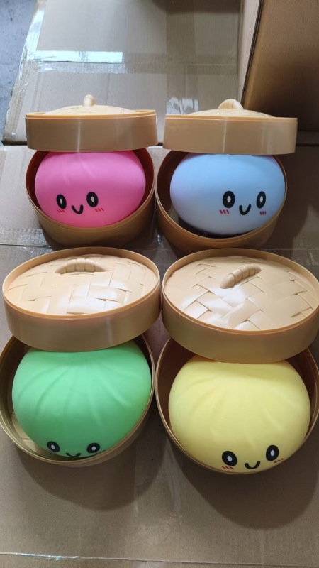 Hot Selling 15cm Giant Dumplings Squishy Squeeze Toy Gift Free Shipping (8pcs/12pcs)