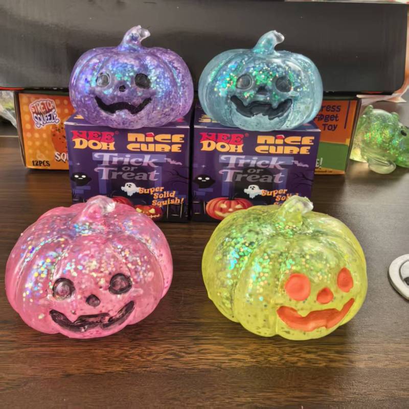 Hot Selling Nee Halloween Squishy Squeeze Toy Gift for Halloween Comes with Gift Box Free Shipping (12pcs/24pcs)