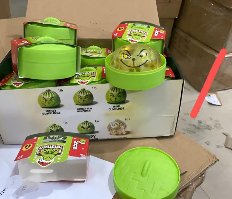 Hot Selling Grinch  Dumplings with Mystery Box Squishy Squeeze Toy Gift for Christmas Comes with Gift Box Free Shipping (20pcs/40pcs)