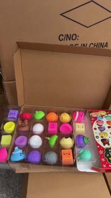 Christmas Countdown Advent Calendar Dumplings with Mystery Box Squishy Squeeze Toy Gift for Christmas Comes with Gift Box Free Shipping (10pcs/20pcs)