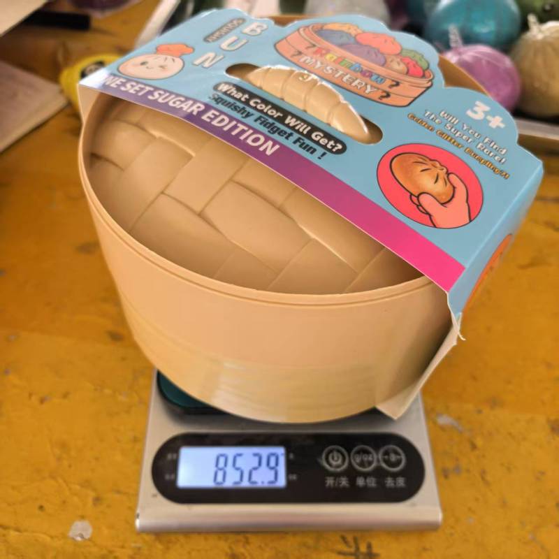 15cm 25cm Jumbo Dumplings with Mystery Box Steamer Basket Giant Dumplings Squeeze Squishy Toy Free Shipping (8pcs)