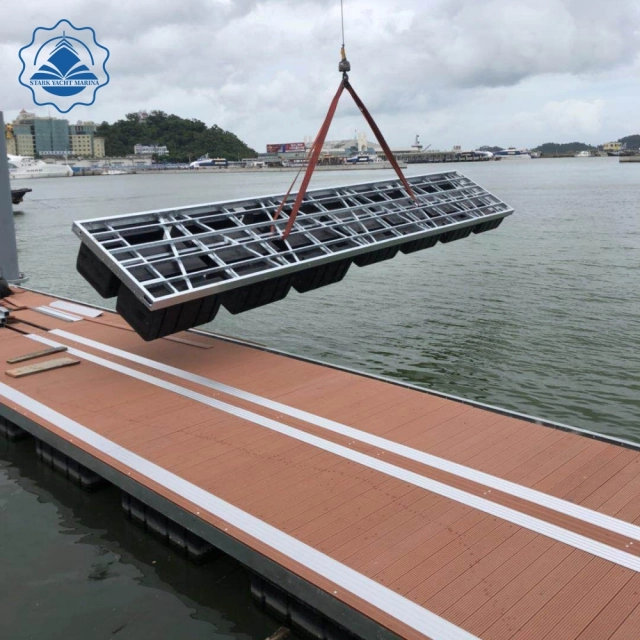 OEM Rotational Pontoon Modular Pontoon Dock