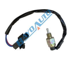 BRAKE SWITCH L200 99-06 4X2